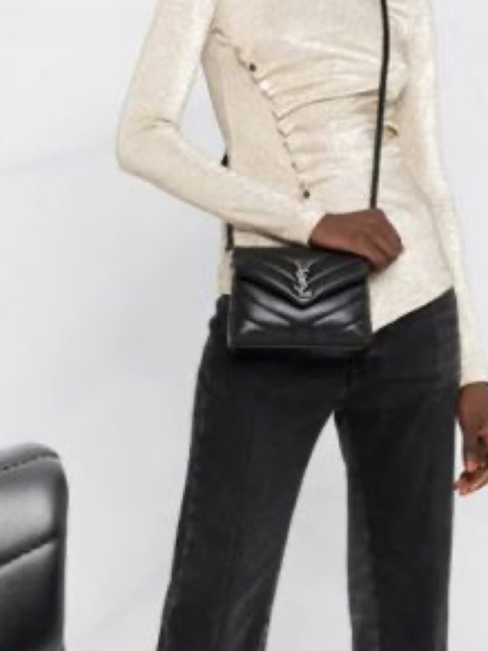 Saint Laurent Toy Loulou Bag - Picture 4 of 17